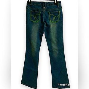 Unique Bootcut Green Stitched VI GE MI LAN Jeans • Size 28 • 6/7 • Like New!
